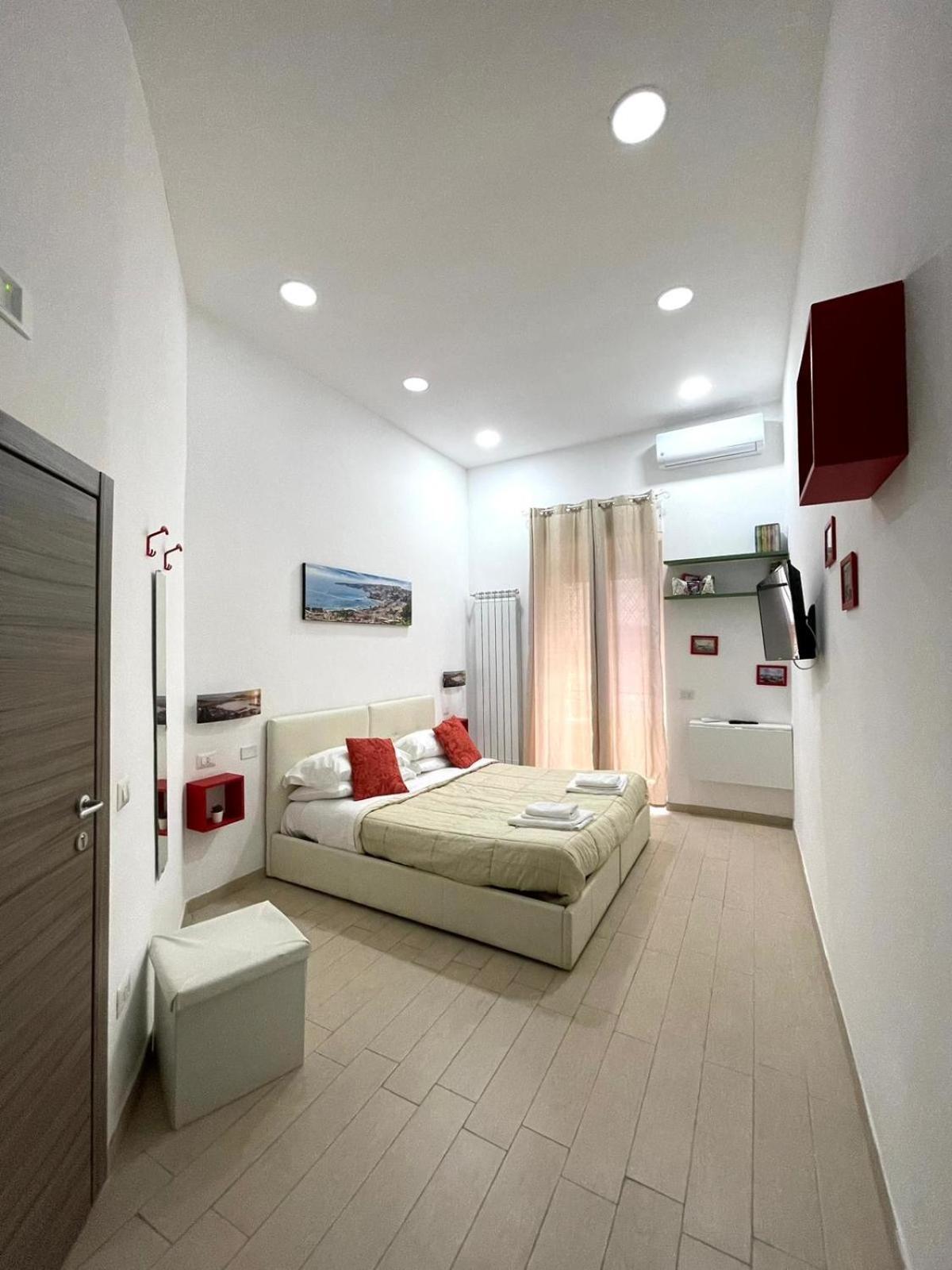 Ginevra'S Apartment Napoli Ngoại thất bức ảnh
