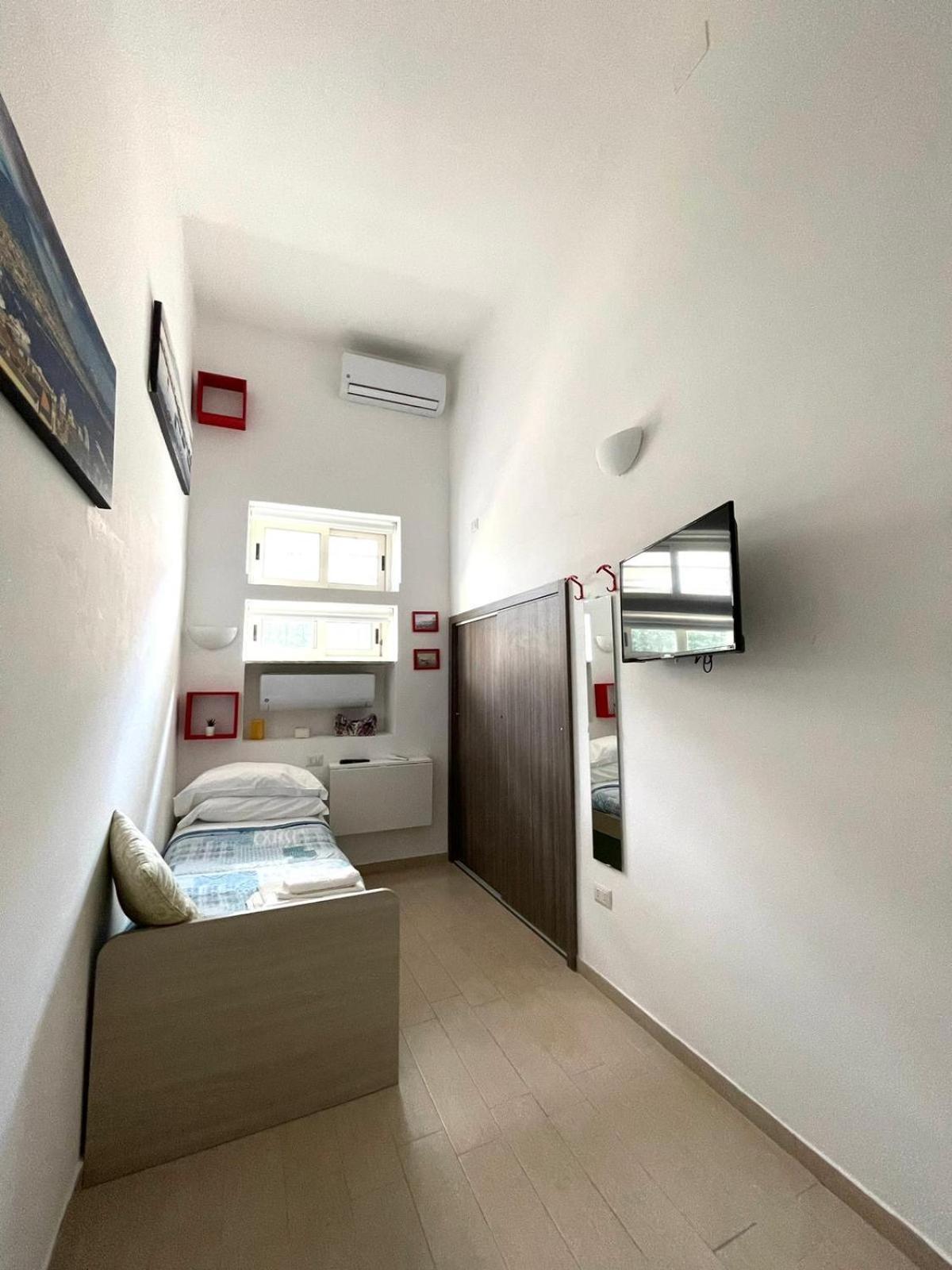 Ginevra'S Apartment Napoli Ngoại thất bức ảnh