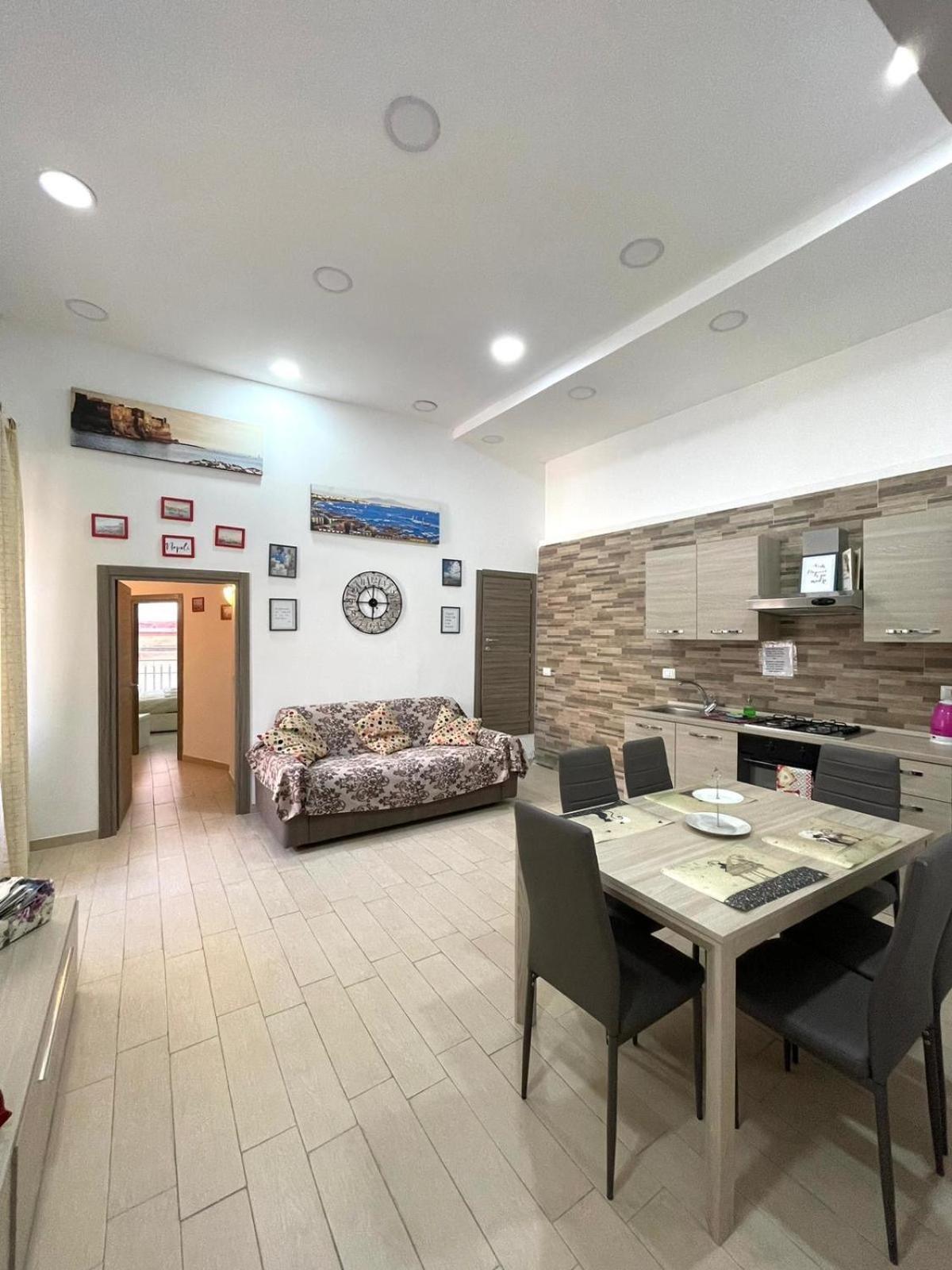 Ginevra'S Apartment Napoli Ngoại thất bức ảnh