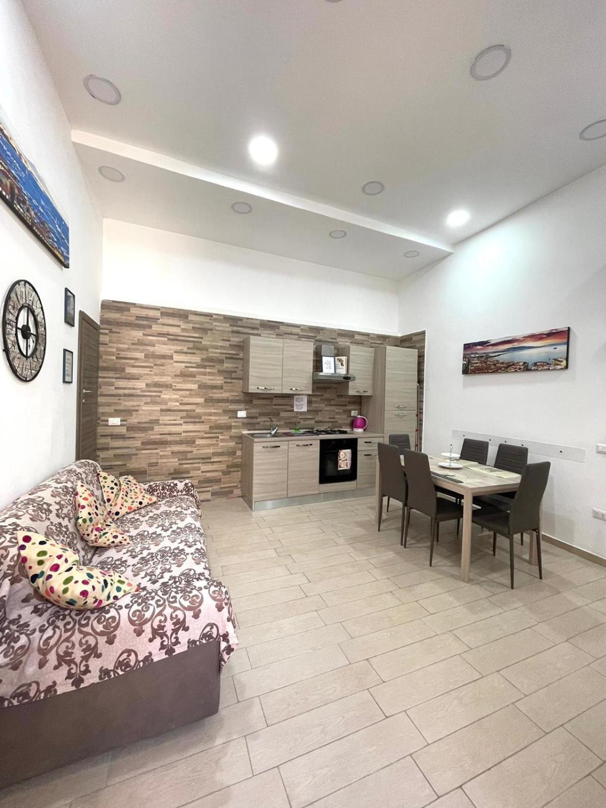 Ginevra'S Apartment Napoli Ngoại thất bức ảnh